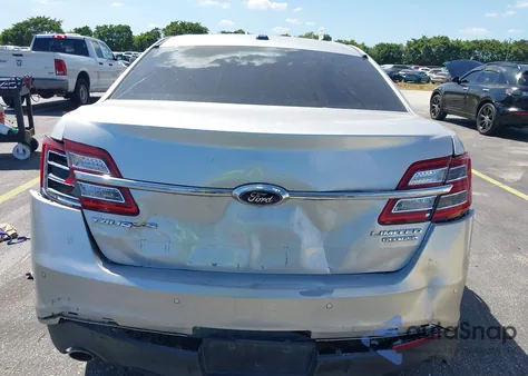 2015 Ford Taurus Limited z USA, uszkodzony, nr VIN 1FAHP2F84FG141490